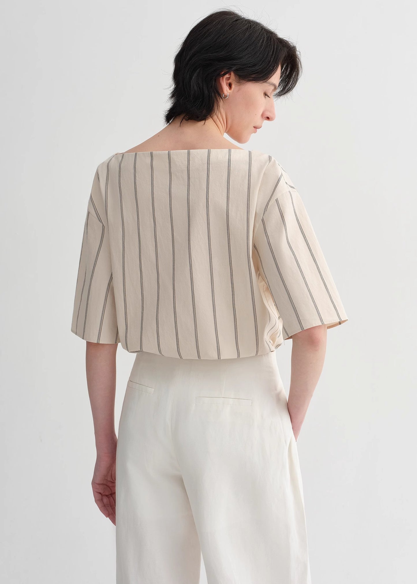 High-intelligence, relaxed, simple, high-quality, long-staple cotton, short-sleeved shirt for women