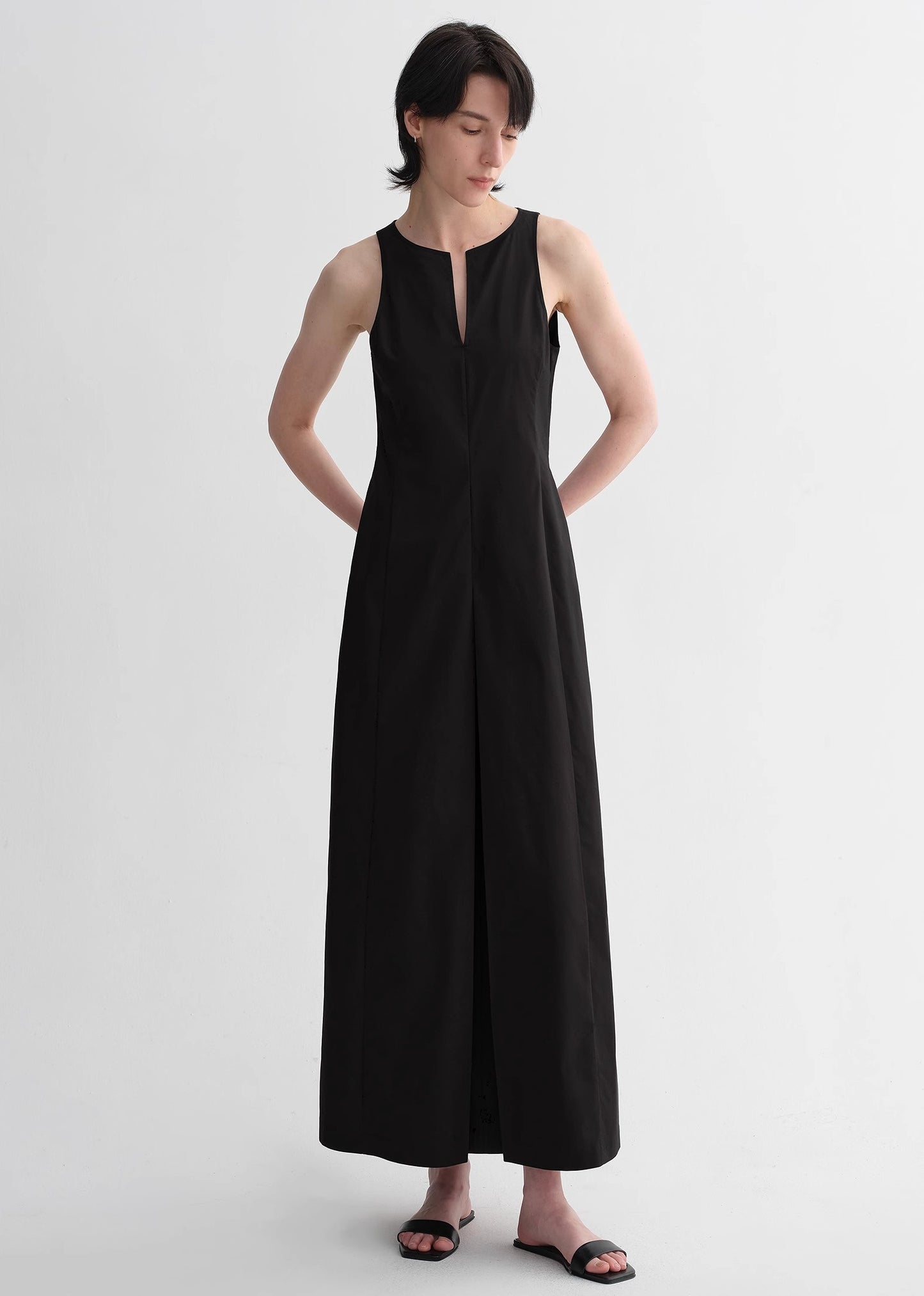 Micro-cocoon-shaped I-shaped pleated V-neck commuting slim-fitting split vest dress for women