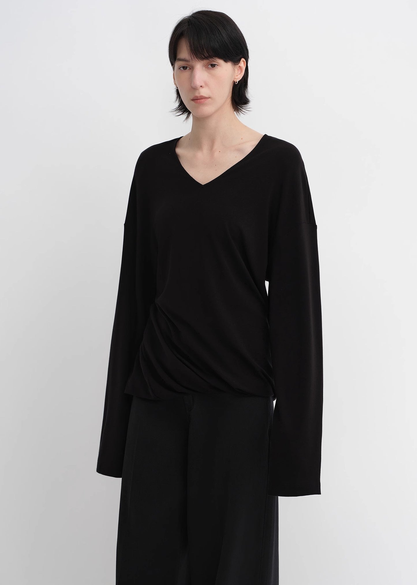 Machine washable Tencel wool V-neck two-wear elastic hem T-shirt bottoming shirt