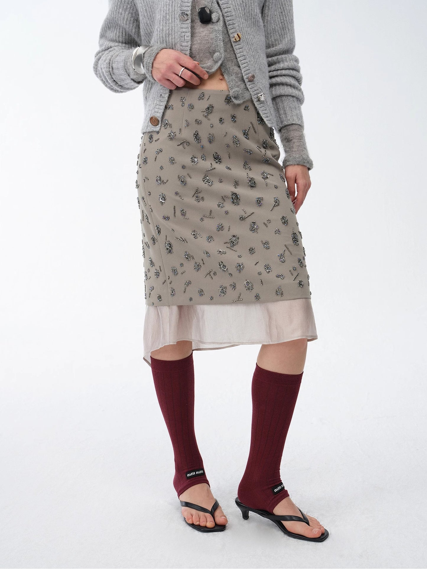 "Flowers and Her" irregular hand-embroidered sequin skirt