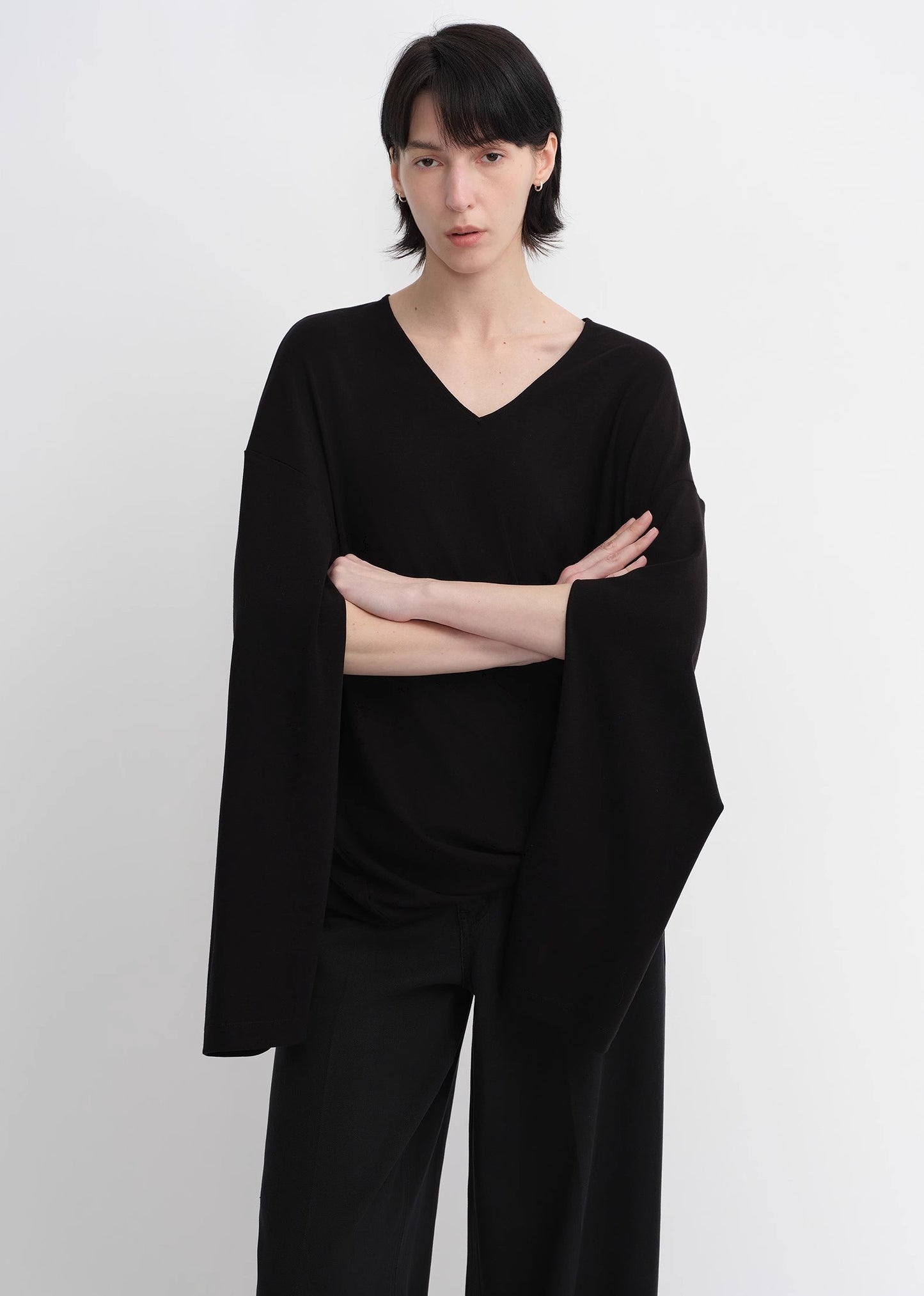 Machine washable Tencel wool V-neck two-wear elastic hem T-shirt bottoming shirt