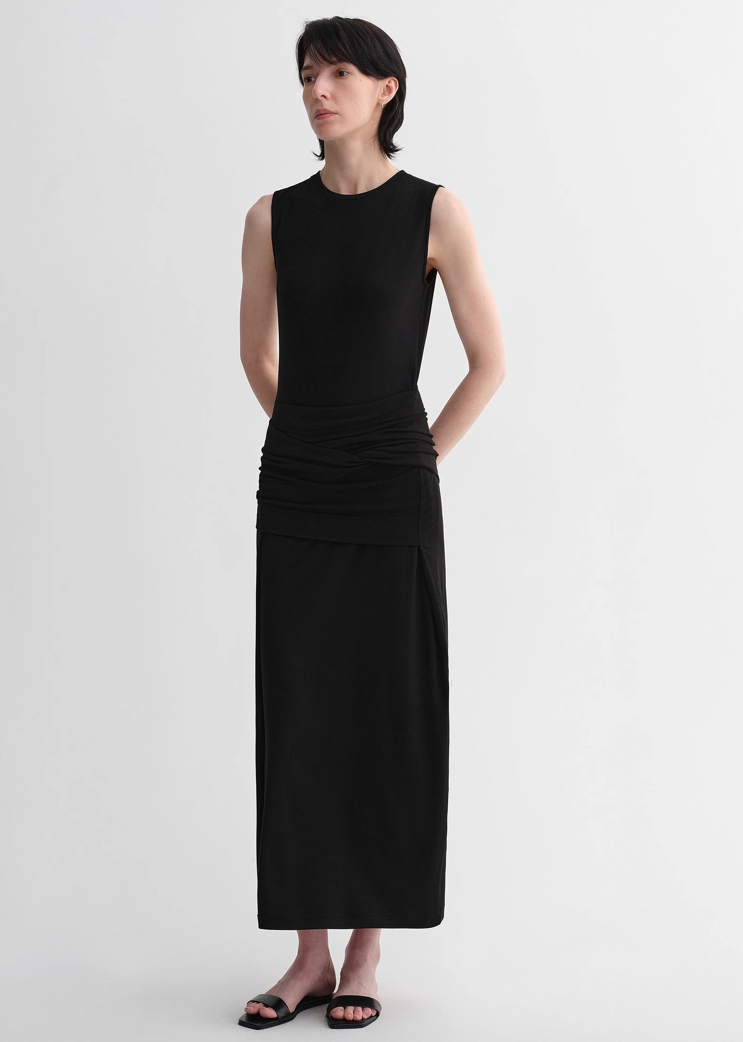 Ice silk wool blend dress with adjustable waistline, hip-flattering design, slim fit for a figure-slimming effect