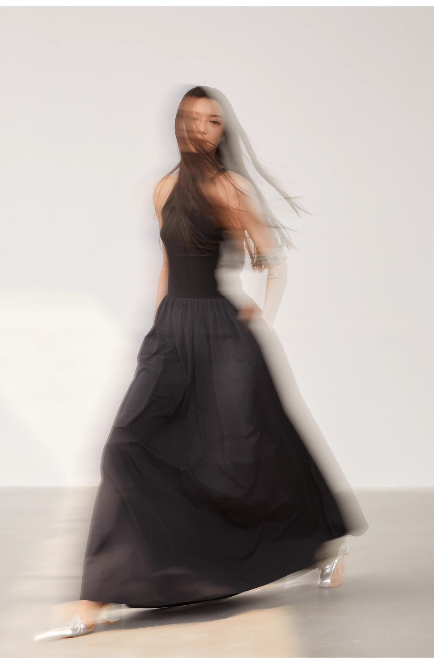 Messenger Under the Moon Large Hem Elegant Sleeveless Vest Long Dresses