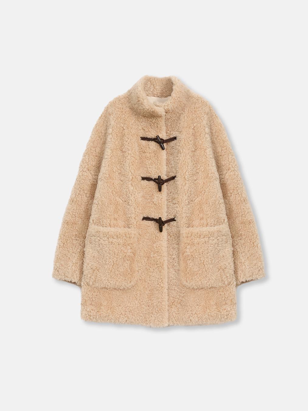 Light and wandering imported Lagon style curly shearling velvet stick button stand collar jacket