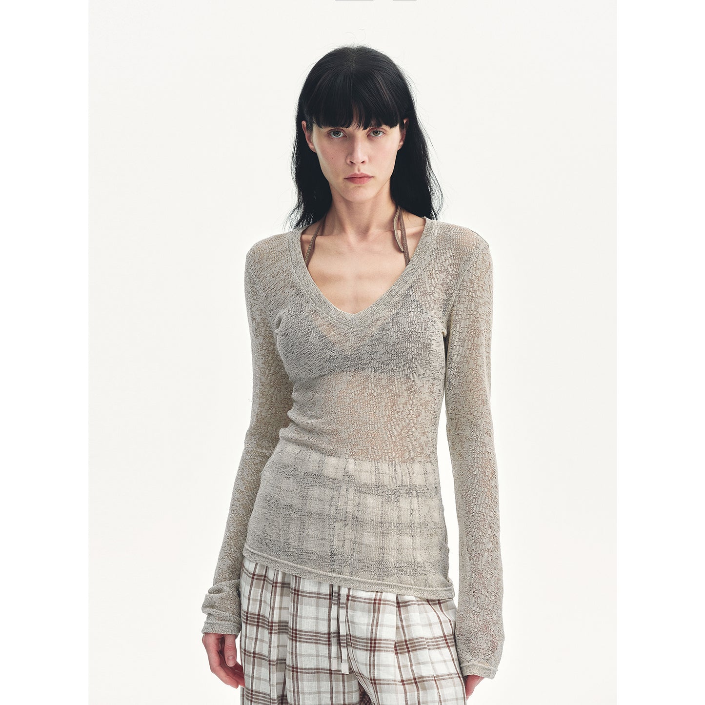 "Spring Old Dream" Loose and versatile slightly hollow V-neck straight shoulder top