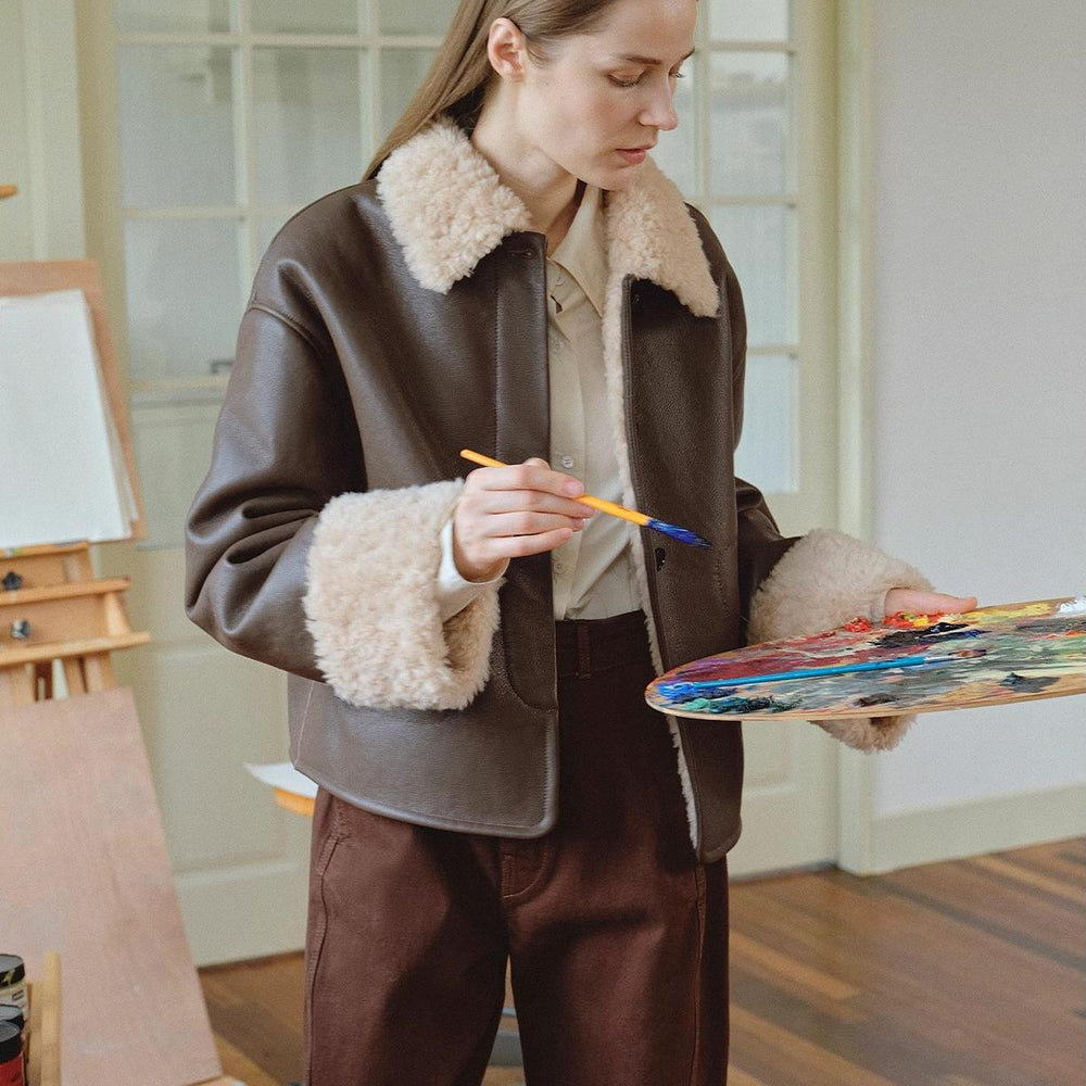 
                  
                    Slightly Sweet Latte Second Generation Furry Lapel Casual Straight Shorn Shearling Jacket
                  
                