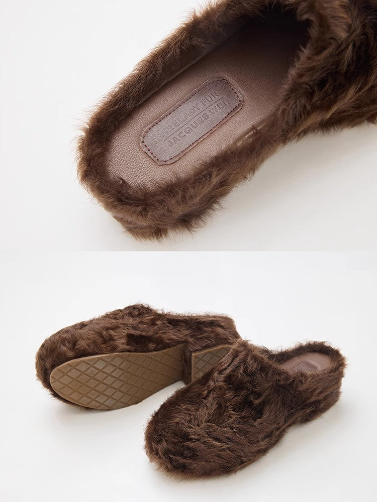 
                  
                    [FF × JW Collaboration - Fur-lined Slip-On Platform Sneakers] Casual and stylish design with wool, slip-on thick-soled sneakers that add height
                  
                