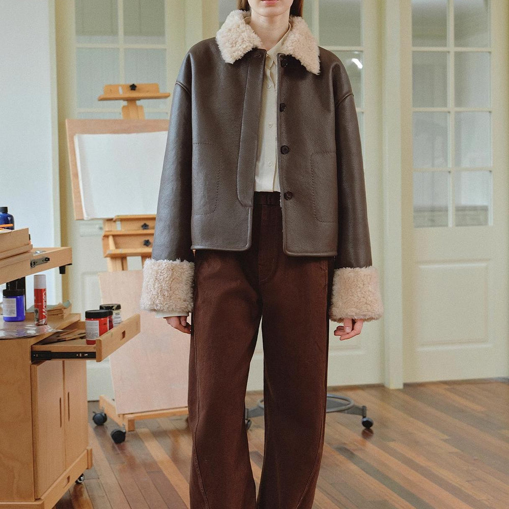 
                  
                    Slightly Sweet Latte Second Generation Furry Lapel Casual Straight Shorn Shearling Jacket
                  
                