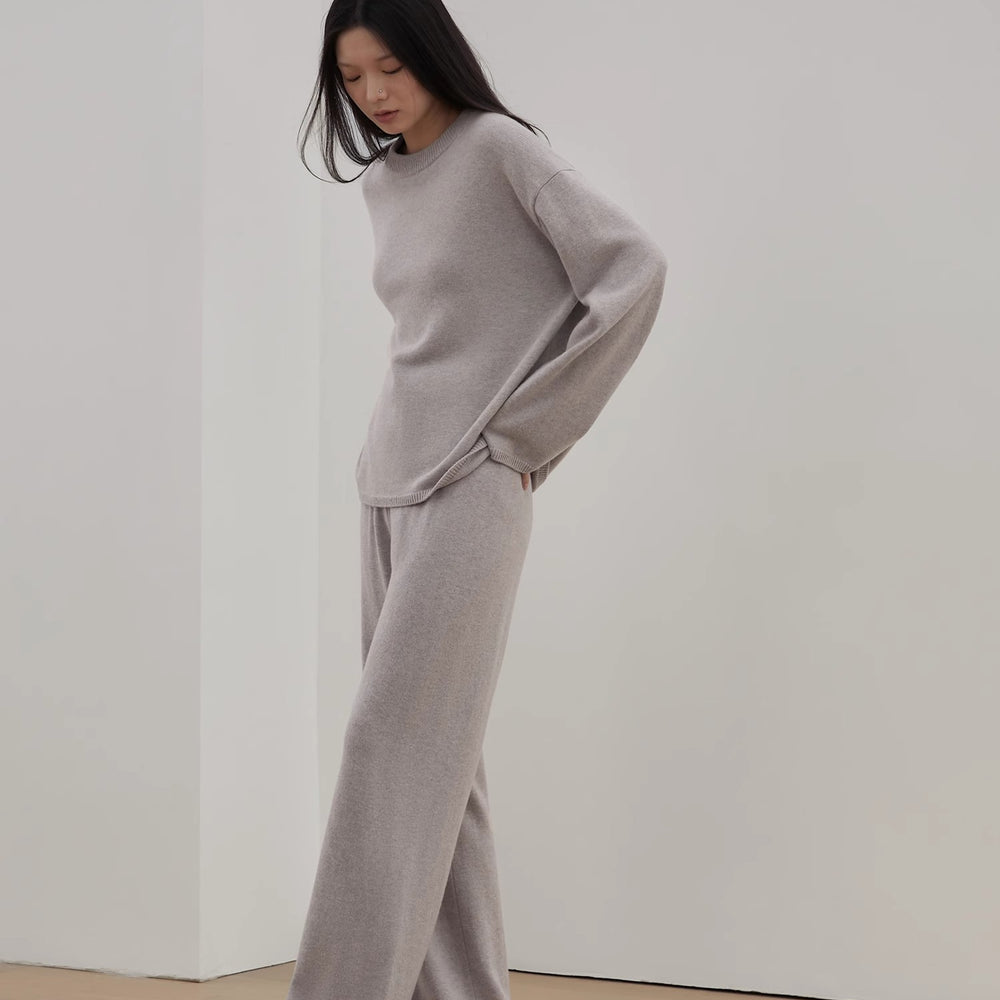 
                  
                    "Fall Winter Mischief" Basalan Merino Wool Knit Outfit
                  
                