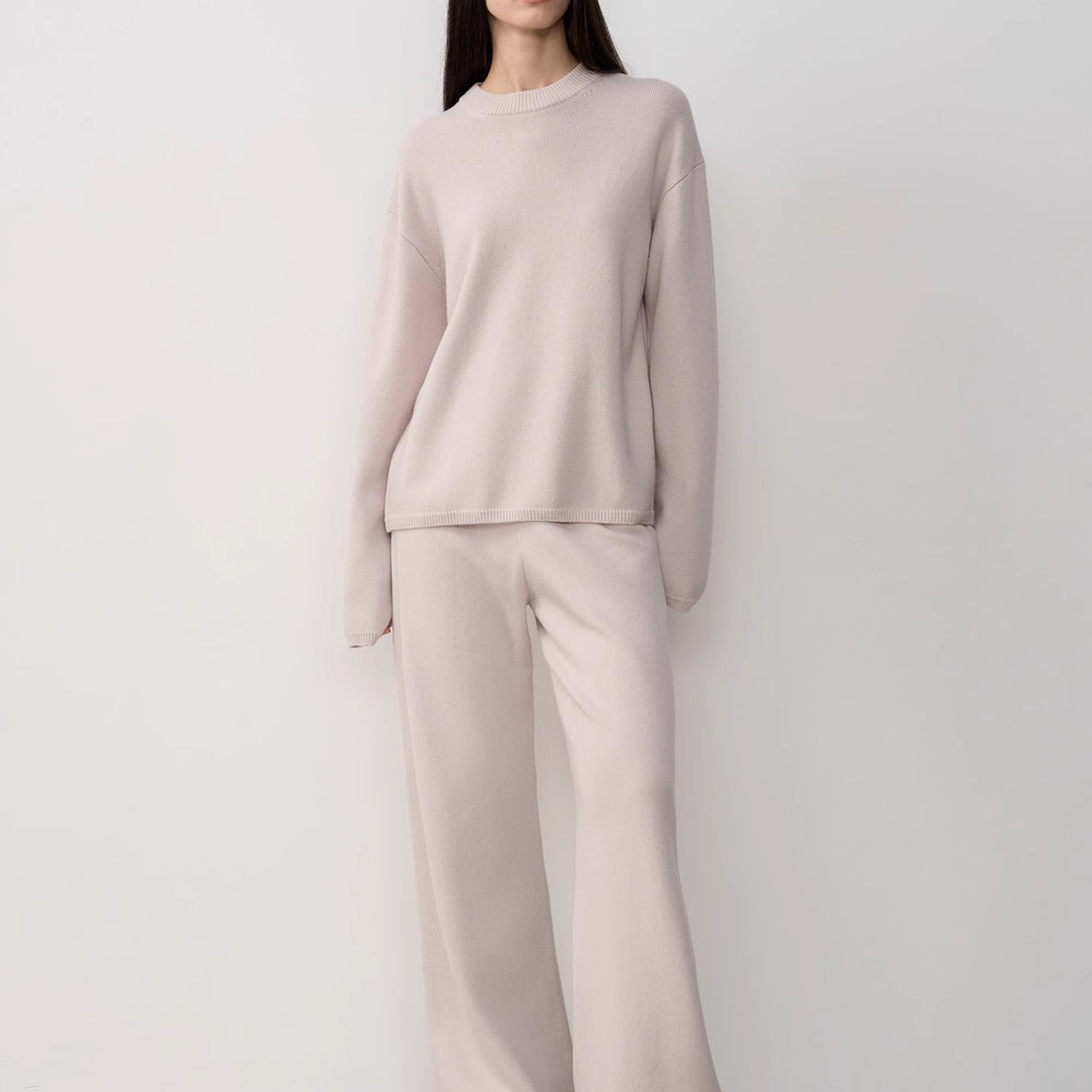 
                  
                    "Fall Winter Mischief" Basalan Merino Wool Knit Outfit
                  
                