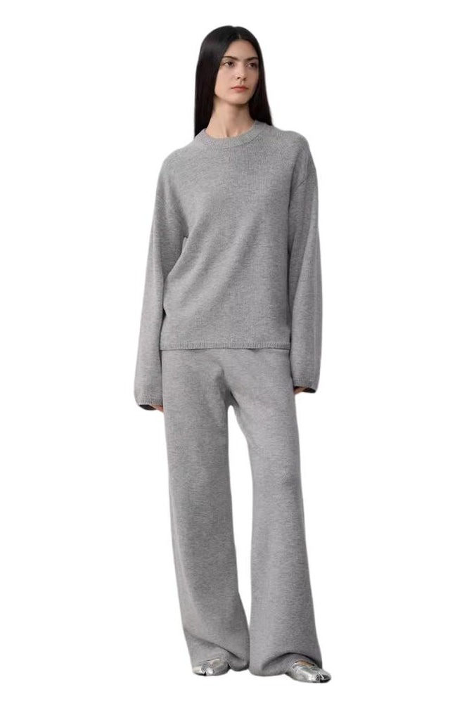 
                  
                    "Fall Winter Mischief" Basalan Merino Wool Knit Outfit
                  
                
