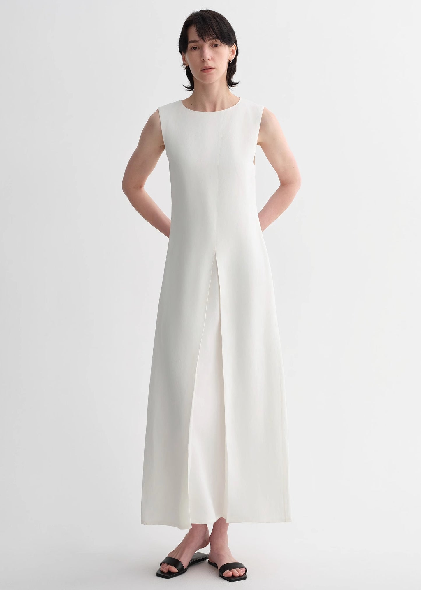 Mulberry silk sleeveless round neck oblique pleated A-line white dress