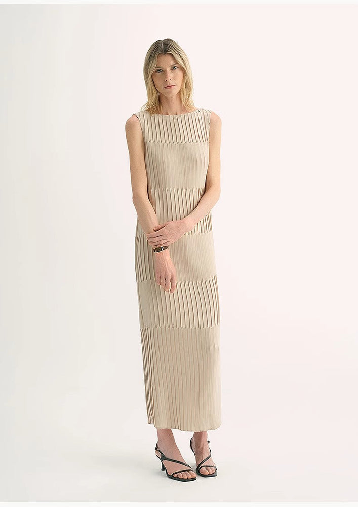 
                  
                    Original design handmade pleated straight sleeveless boat neck dress
                  
                