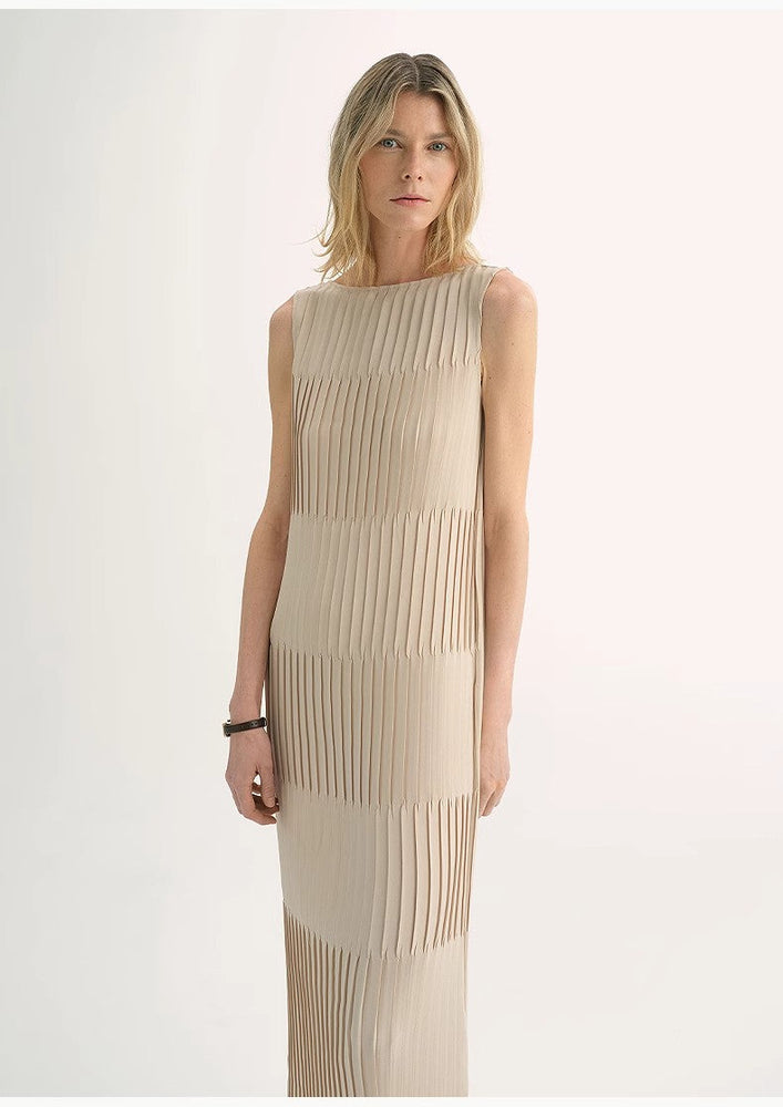 
                  
                    Original design handmade pleated straight sleeveless boat neck dress
                  
                