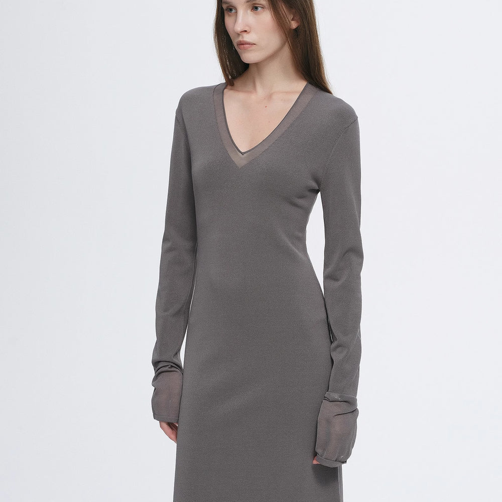 
                  
                    Elegant and intellectual triacetate Tencel blended skin-friendly transparent splicing design V-neck dress
                  
                