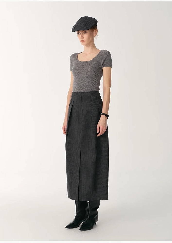 
                  
                    German Yangtze machine washable wool round neck slim short sleeve top for women
                  
                