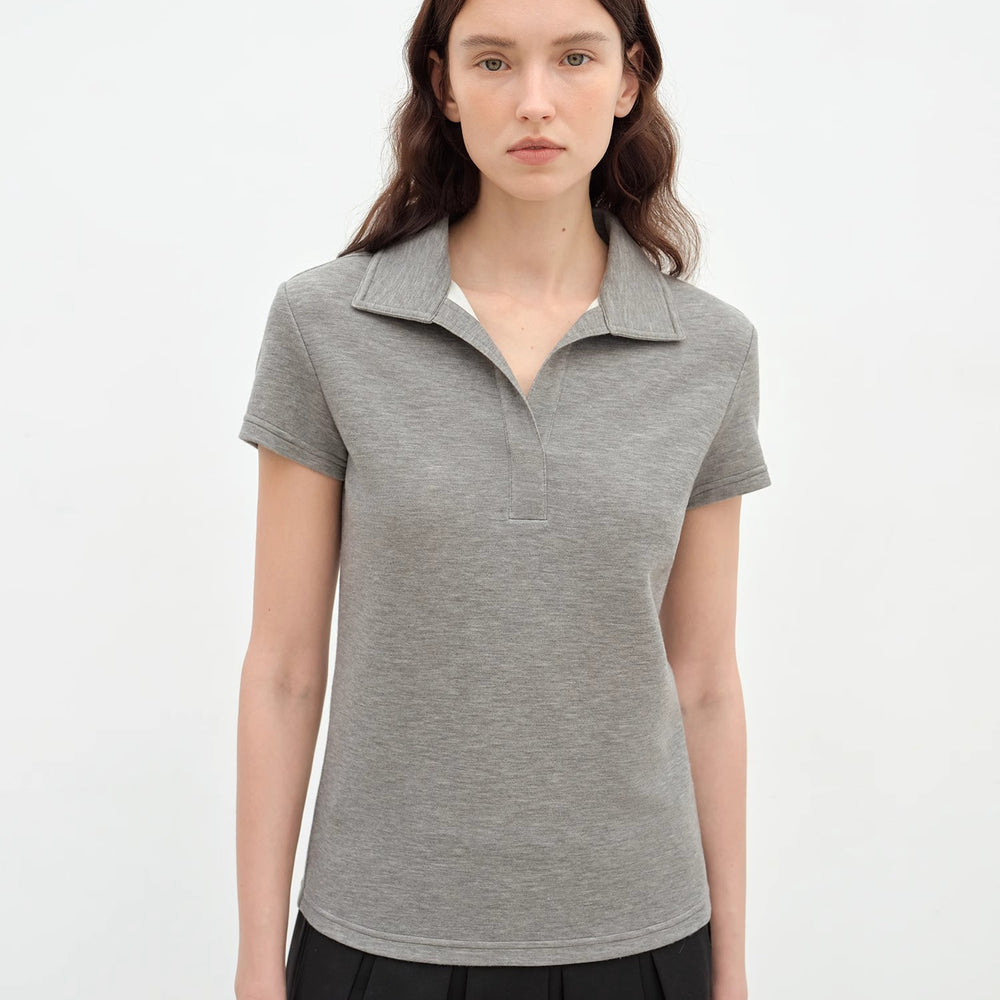 
                  
                    "Dublin" Lapel Straight Shoulder Slim Fit Short Sleeve T-shirt Tops Women
                  
                