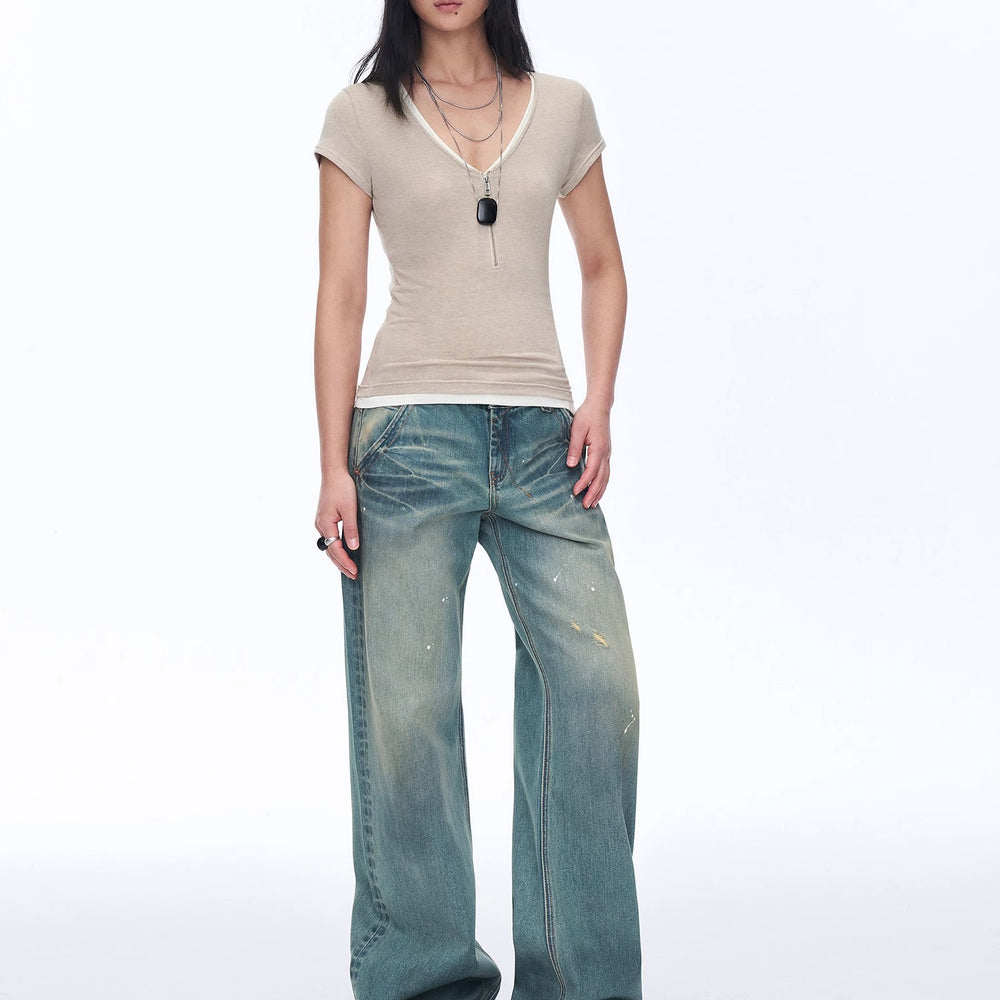 
                  
                    "Simple Color Silent Film" Australian Wool Tencel V-neck Zipper T-shirt
                  
                