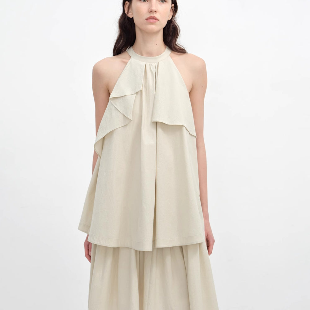 "Floating Island Manor" small stand-up collar design asymmetrical halter dress
