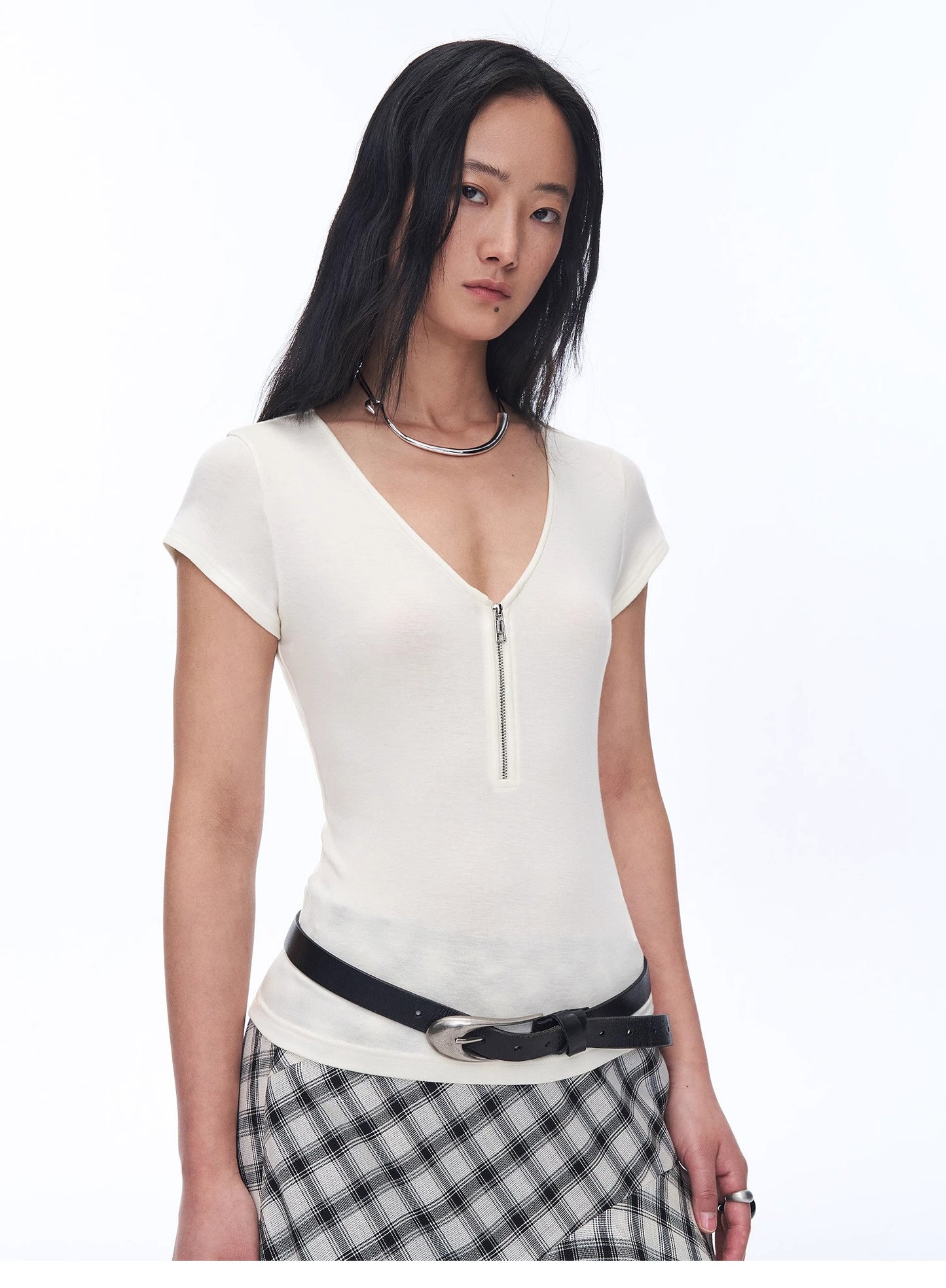 "Simple Color Silent Film" Australian Wool Tencel V-neck Zipper T-shirt