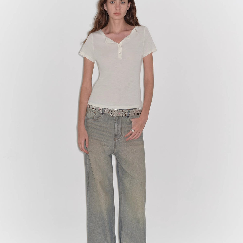 
                  
                    "Simple Advent" Fine Australian Wool Skin-Friendly Fit Henley Neck Tight T-Shirt
                  
                