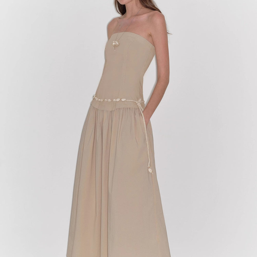 
                  
                    "Summer Formula" Retro and elegant bust-wrapped, long-waisted, slim-fitting, large A-hem mid-length dress
                  
                