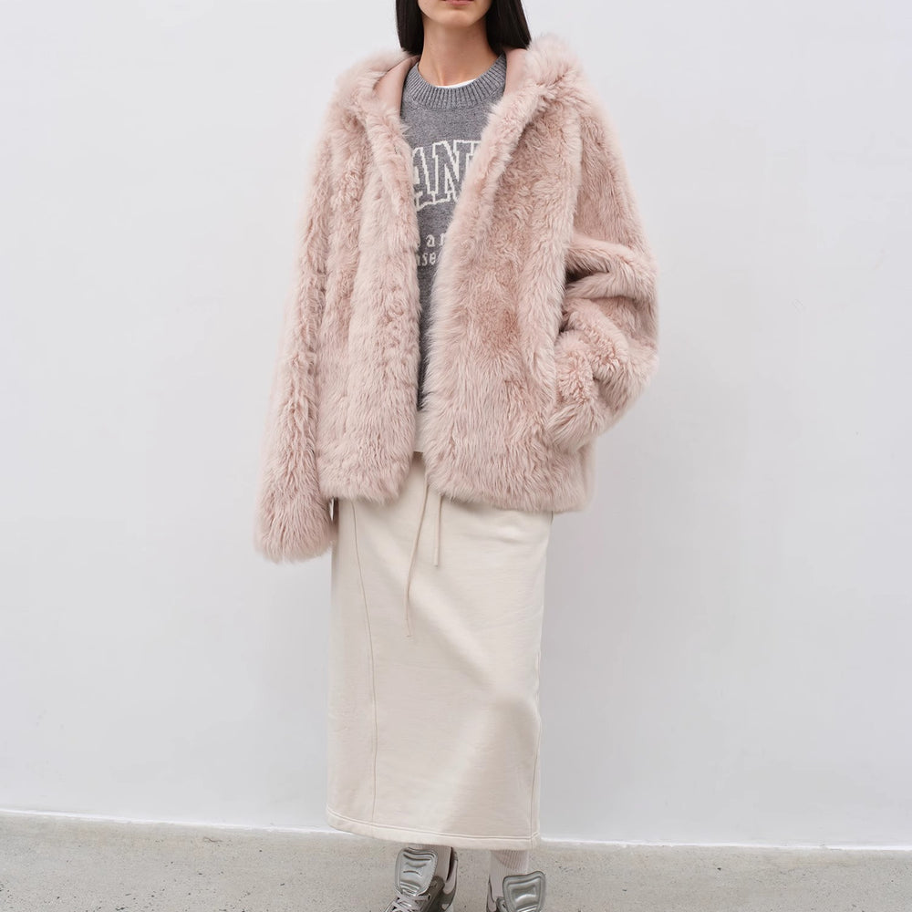 
                  
                    "Winter Snow" lazy silhouette hooded Tuscan curly sheepskin fur coat winter
                  
                