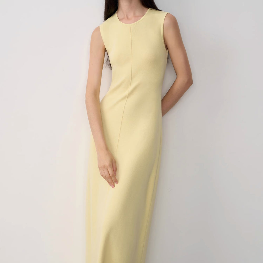
                  
                    "Island Letters" Limited Edition Baslan Merino Wool Extra Long Sleeveless Lazy Knit Dress
                  
                