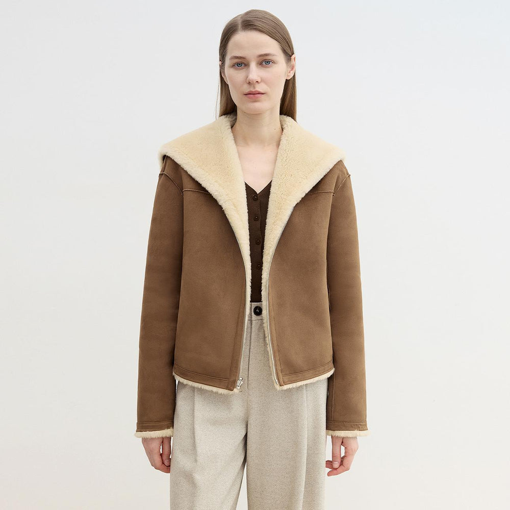Floating Dune Contrast Navy Collar Shearling Jacket