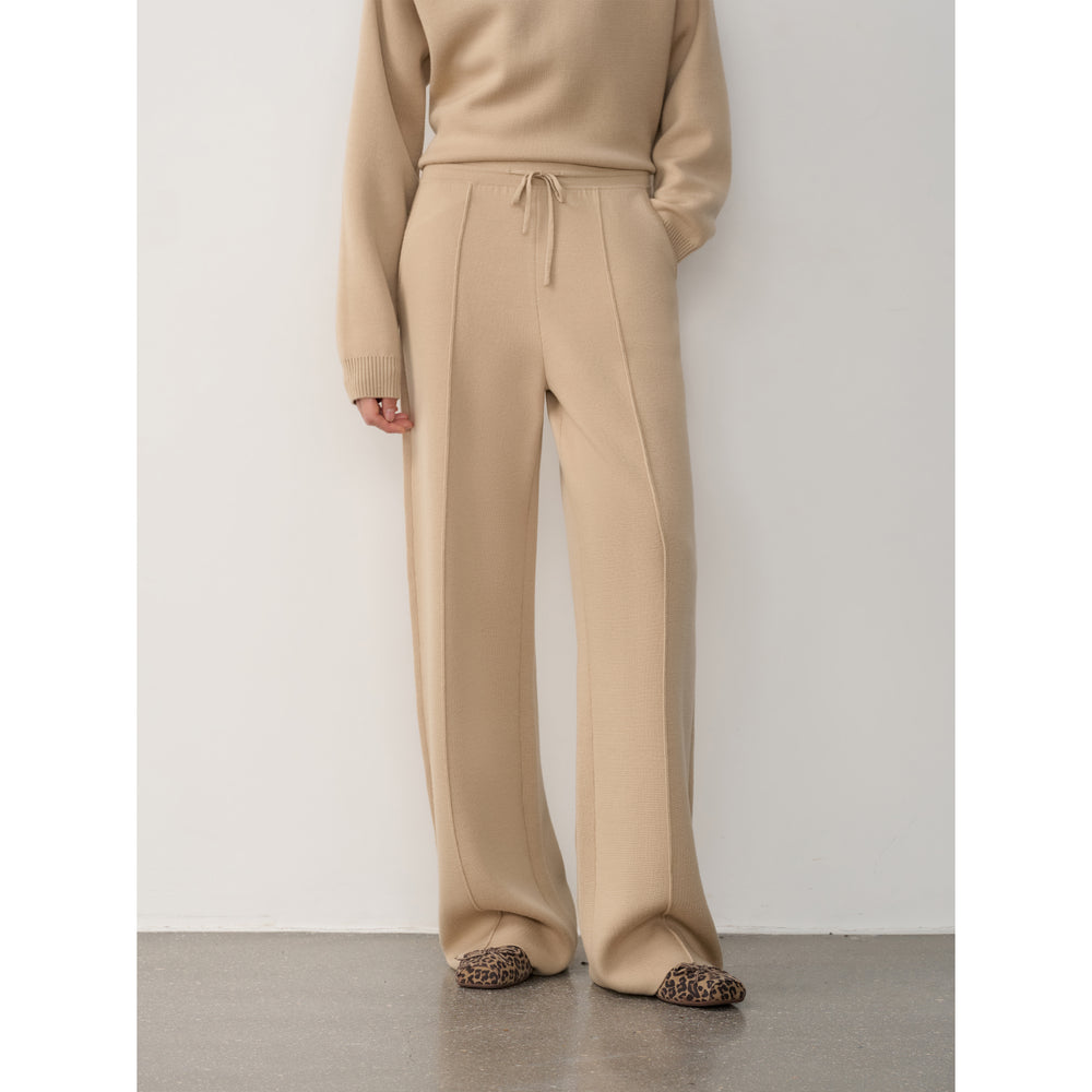 
                  
                    "Urban One" Wool Hooded Knit Outfit
                  
                