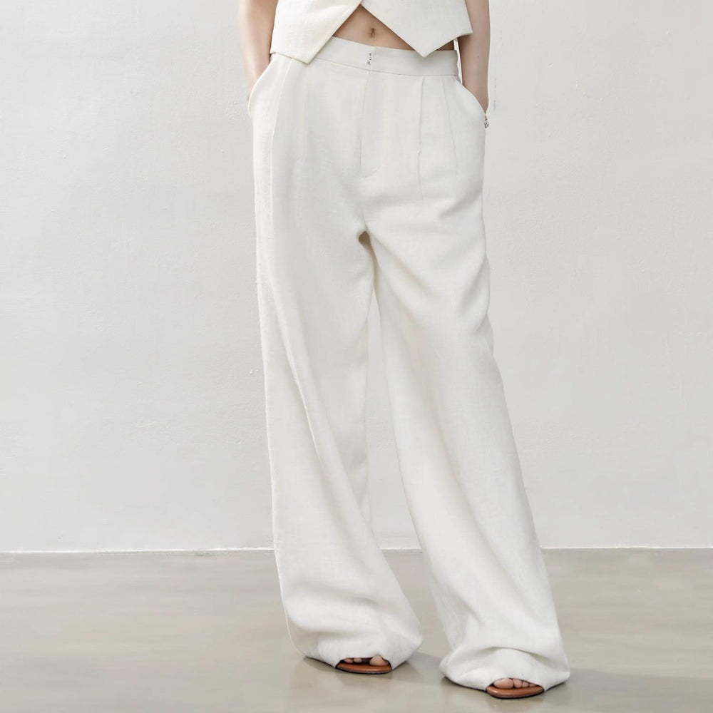 
                  
                    "Diary of an Old Friend" Customized Breathable Ramie Oversize Suit Vest Set
                  
                
