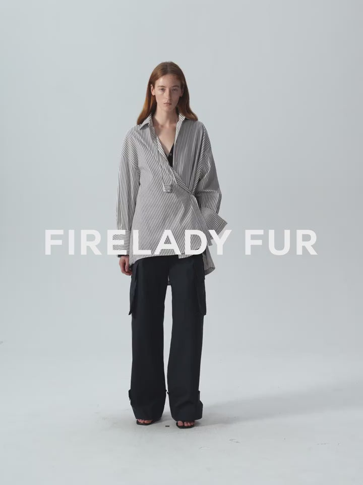 
                  
                    Video in der Galerie ansehen und abspielen, &amp;quot;Striped Fantasy&amp;quot; Casual Asymmetric Slanted Front Two-Wear Striped Long Sleeve Shirt
                  
                