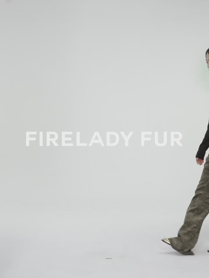 
                  
                    Load and play video in Gallery viewer, &amp;quot;Fashionable Street&amp;quot; Off-shoulder Slim Fit Lyocell Tencel Wool Long Sleeve T-shirt
                  
                